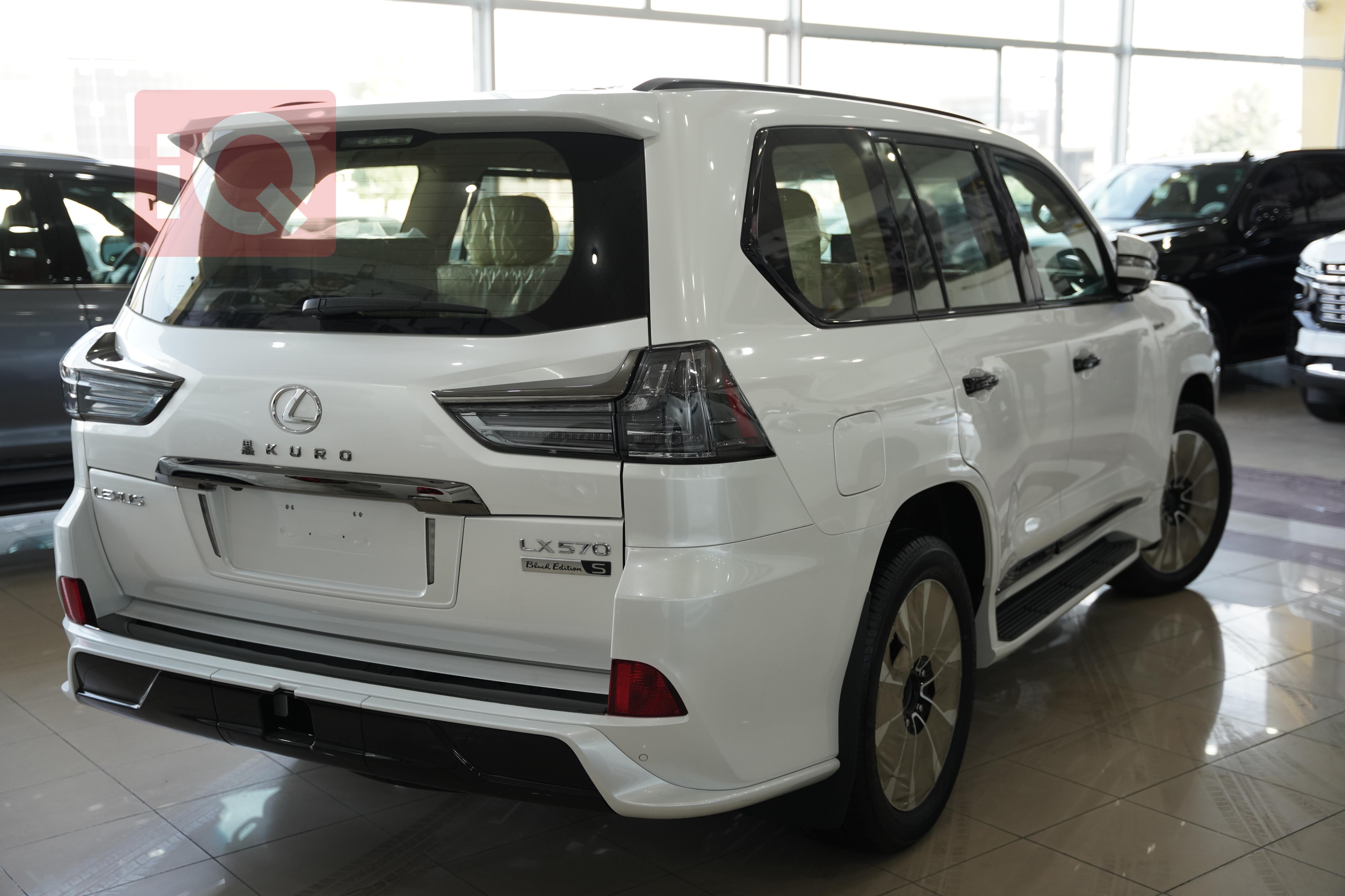 Lexus LX